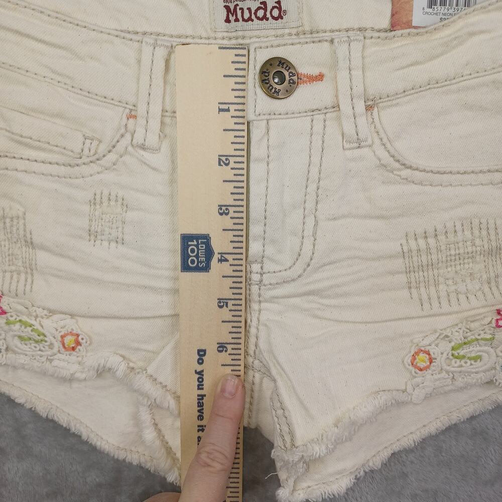 Y2K Mudd Crochet Low Denim Short Size 1 Cream Cutoff Shortie Festival Indie Boho - Picture 10 of 12